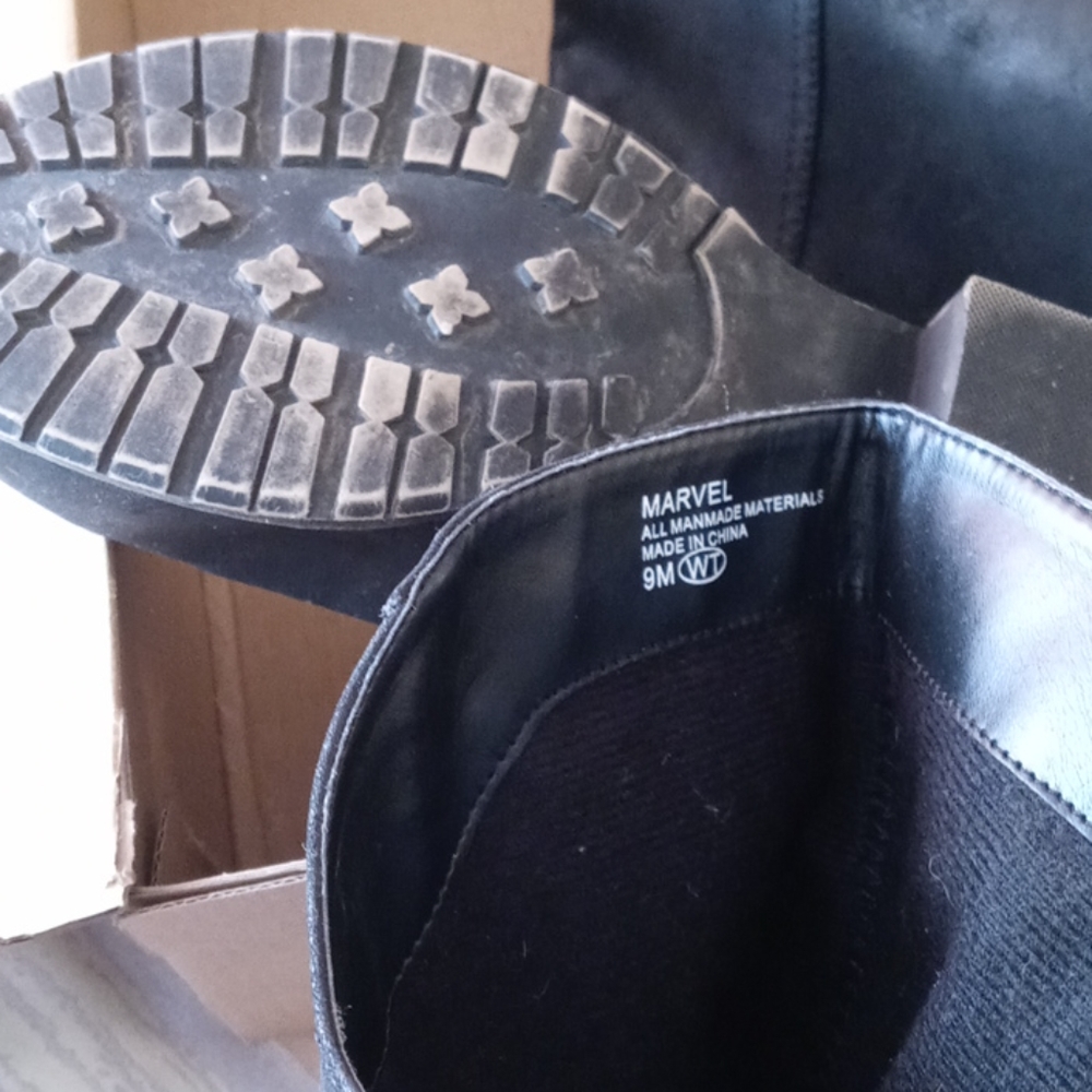 Apres boots - Picture 3 of 3